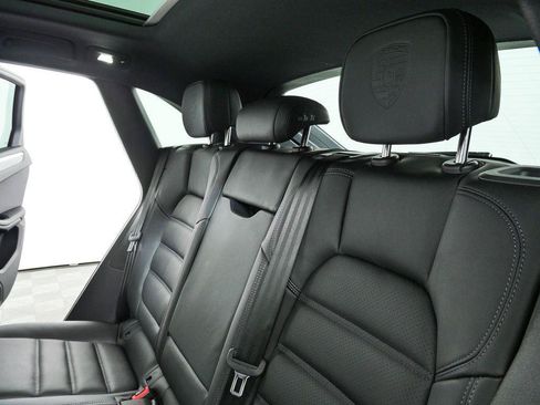 Used 2026 Porsche Macan Turbo AWD/4WD image 23