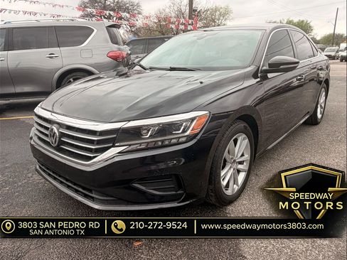 Used 2020 Volkswagen Passat 2.0T SE FWD image 2