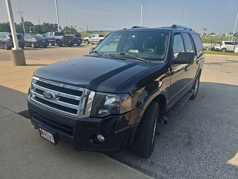Used 2014 Ford Expedition Limited AWD/4WD image 2