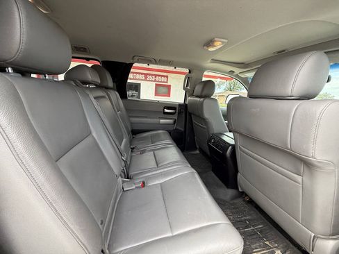 Used 2016 Toyota Sequoia Limited AWD/4WD image 16