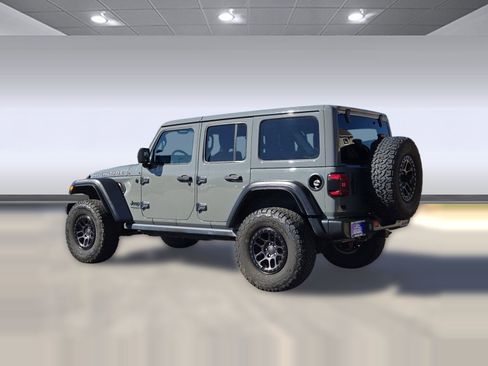 Used 2022 Jeep Wrangler Unlimited Sport image 3