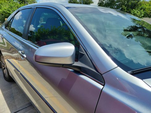 Used 2017 Toyota Camry XLE FWD image 9