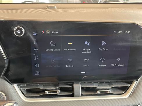 Used 2025 Chevrolet Equinox LT image 22