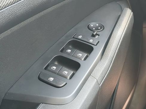 Used 2024 Kia Sportage LX FWD image 26