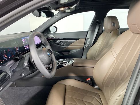 New 2026 BMW 530i xDrive w/ Premium Package image 6