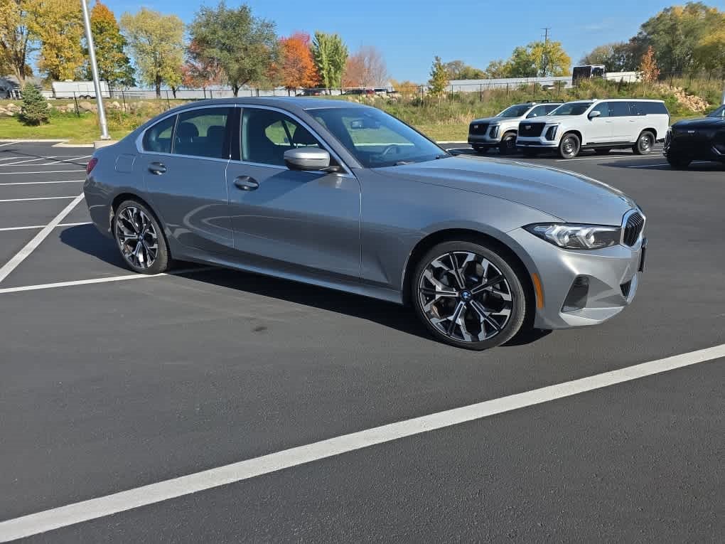 Used 2026 BMW 330i xDrive Sedan AWD/4WD image 2