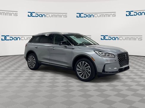 Used 2024 Lincoln Corsair Reserve w/ Equipment Group 201A AWD/4WD image 2