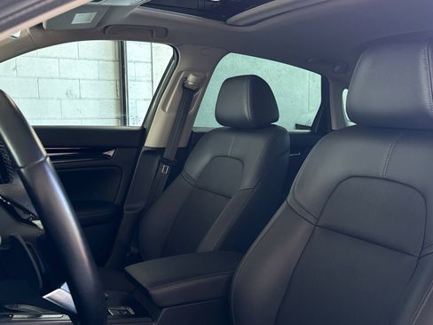 Used 2024 Honda Civic Touring image 14