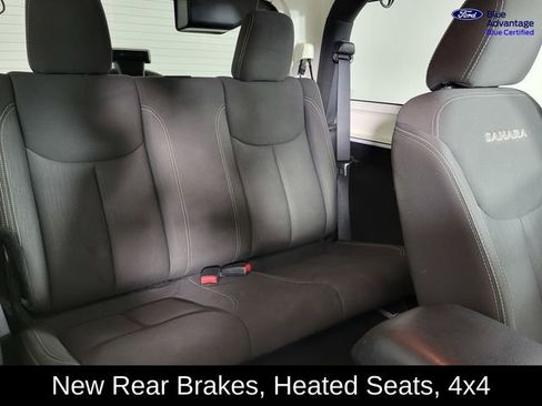 Used 2017 Jeep Wrangler Sahara w/ Connectivity Group AWD/4WD image 16
