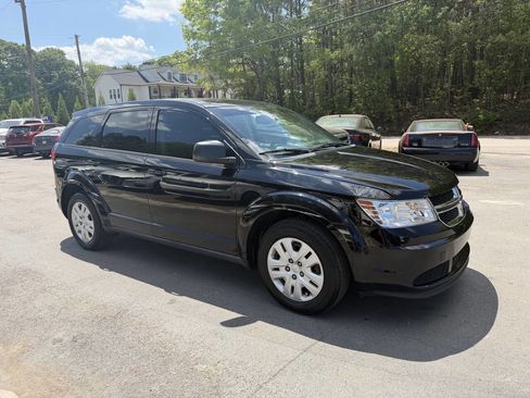 Used 2015 Dodge Journey American Value Package w/ Flexible Seating Group image 3