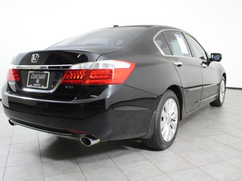 Used 2015 Honda Accord EX-L image 9