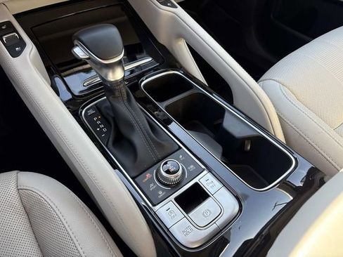 Used 2022 Kia Telluride EX image 35