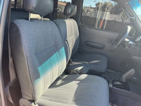 Used 1993 Toyota Pickup Deluxe image 14