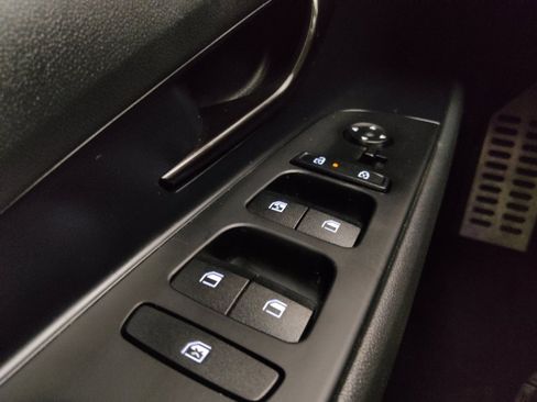 Used 2025 Hyundai Elantra Sport FWD image 27