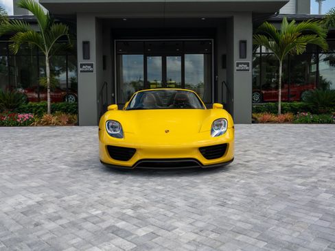 Used 2015 Porsche 918 Spyder AWD/4WD image 20