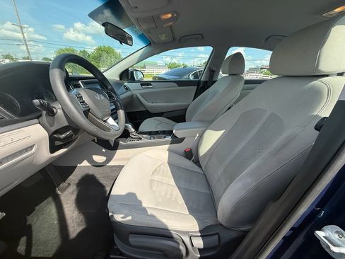 Used 2019 Hyundai Sonata SE image 12