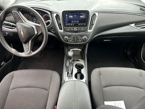 Used 2023 Chevrolet Malibu LT image 18