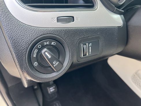 Used 2014 Dodge Journey Limited w/ Flexible Seating Group AWD/4WD image 48