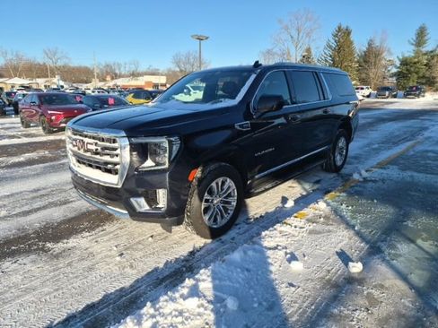 Used 2023 GMC Yukon XL SLT image 20