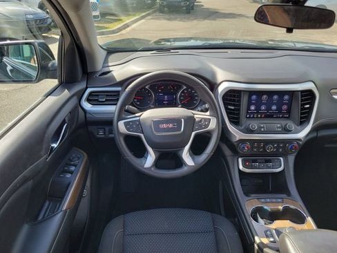 Used 2023 GMC Acadia SLE w/ Driver Convenience Package FWD image 27