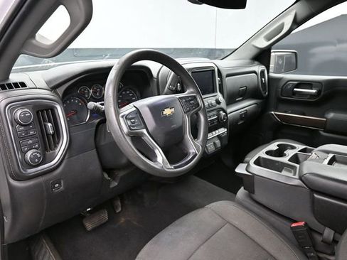 Used 2020 Chevrolet Silverado 1500 LT w/ Trailering Package image 10