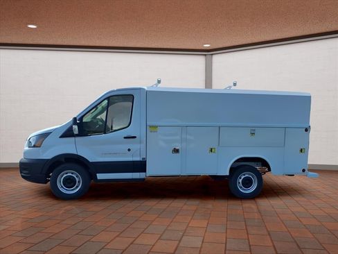 Used 2024 Ford Transit 250 image 5