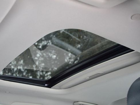 Used 2020 Ford Fusion Titanium image 23