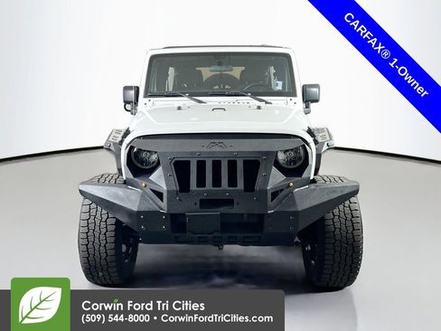 Used 2016 Jeep Wrangler Unlimited Sport w/ Max Tow Package AWD/4WD image 4