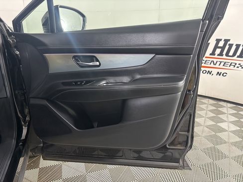 Used 2025 Nissan Murano SL image 24