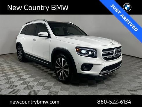 Used 2021 Mercedes-Benz GLB 250 4MATIC image 1