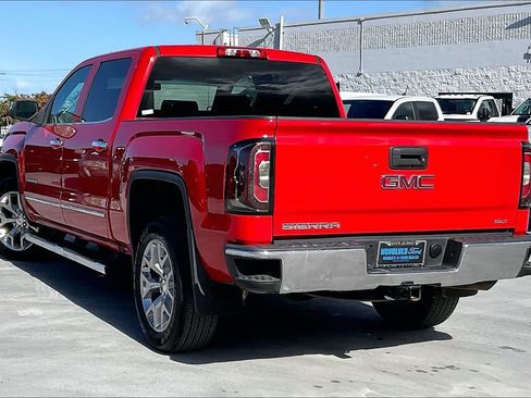 Used 2018 GMC Sierra 1500 SLT w/ SLT Premium Package AWD/4WD image 4