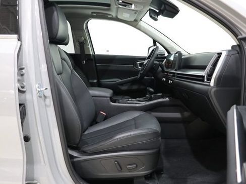 Used 2026 Kia Sorento EX FWD image 38