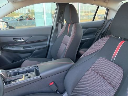New 2026 Nissan Sentra SR w/ Floor Mat Package FWD image 9