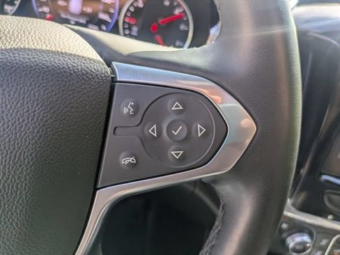 Used 2023 Chevrolet Traverse Premier w/ Redline Edition AWD/4WD image 22