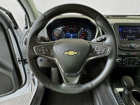 Certified 2024 Chevrolet Equinox LT FWD image 9