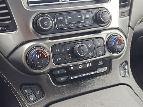 Used 2020 Chevrolet Suburban Premier w/ Max Trailering Package image 25