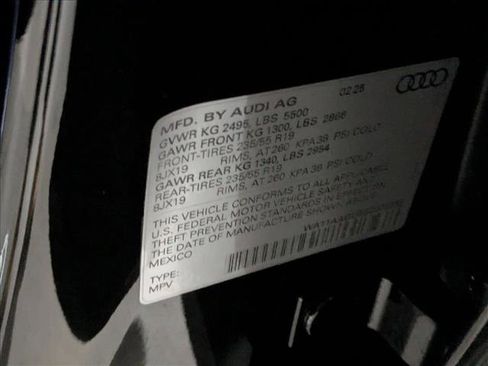 Certified 2025 Audi Q5 Premium w/ Convenience Package image 30