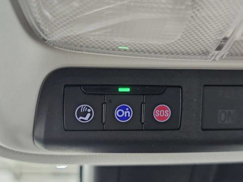 Used 2022 Chevrolet TrailBlazer LT w/ Convenience Package FWD image 24