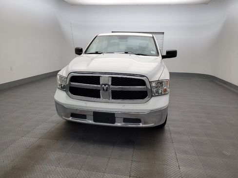Used 2021 RAM 1500 Classic SLT RWD image 15