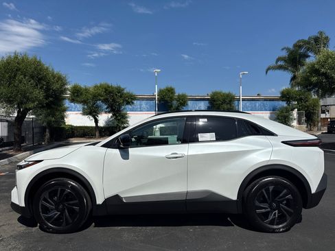 New 2026 Toyota C-HR AWD/4WD image 4