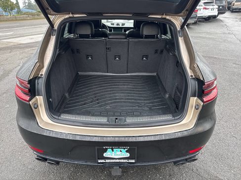 Used 2017 Porsche Macan GTS image 5