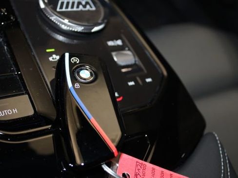 Used 2026 BMW M5 w/ Carbon Package AWD/4WD image 34