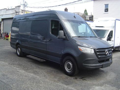 Used 2019 Mercedes-Benz Sprinter 170 image 7