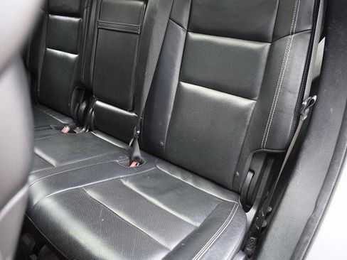 Used 2017 Jeep Grand Cherokee Limited w/ Luxury Group II image 23