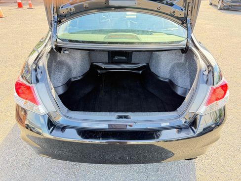 Used 2011 Honda Accord SE image 30