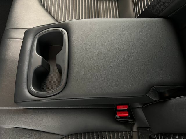 Used 2022 Toyota Camry SE FWD image 31
