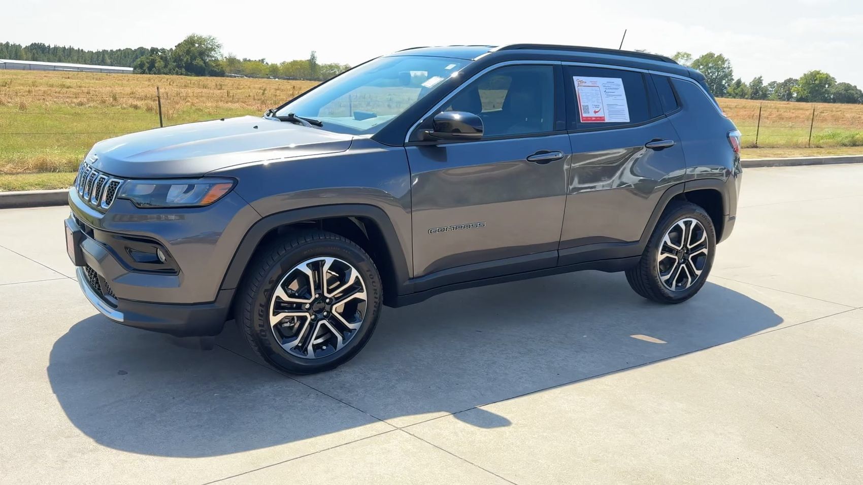 Used 2024 Jeep Compass Limited AWD/4WD image 5