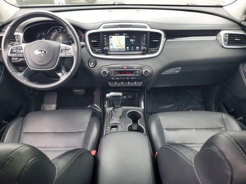 Used 2019 Kia Sorento SX FWD image 11