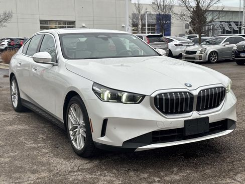 New 2025 BMW 530i xDrive AWD/4WD image 3