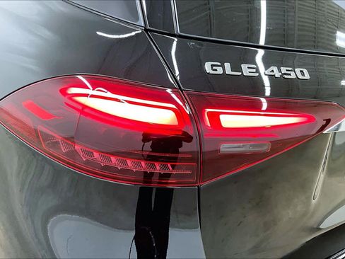 New 2026 Mercedes-Benz GLE 450 4MATIC image 14